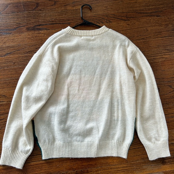 Into the Wild Sweater - Picture 6 of 6